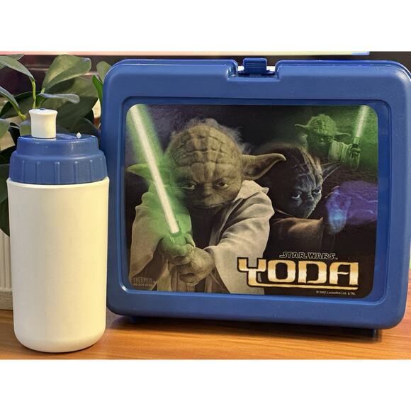 Star Wars Yoda Blue Thermos Brand Lunchbox With Matching Bottle 2002 Lucasfilm - Picture 1 of 9